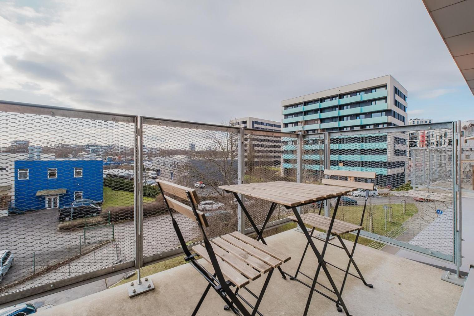 Blueground Zizkov Furnished Park Prg-42 *